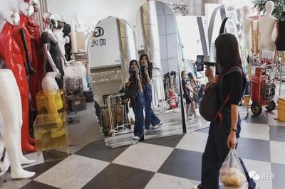 廣州服裝批發(fā)市場:草根走播與網(wǎng)紅主播的帶貨江湖